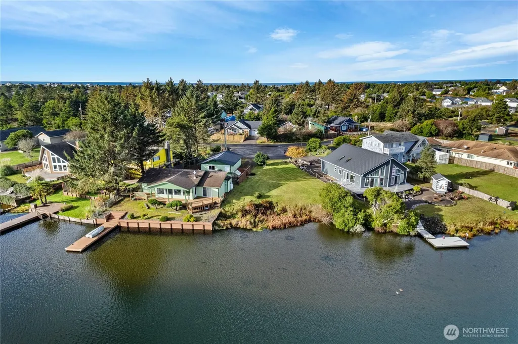 800 Cod Court SW Ocean Shores WA 98569
