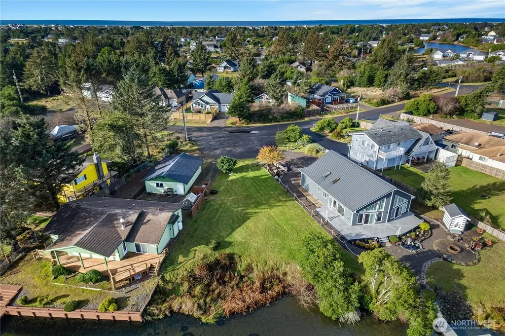 800 Cod Court SW Ocean Shores WA 98569
