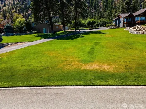 15307 Lakeview Street Entiat WA 98822