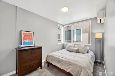 6320 41st Avenue SW Seattle WA 98136