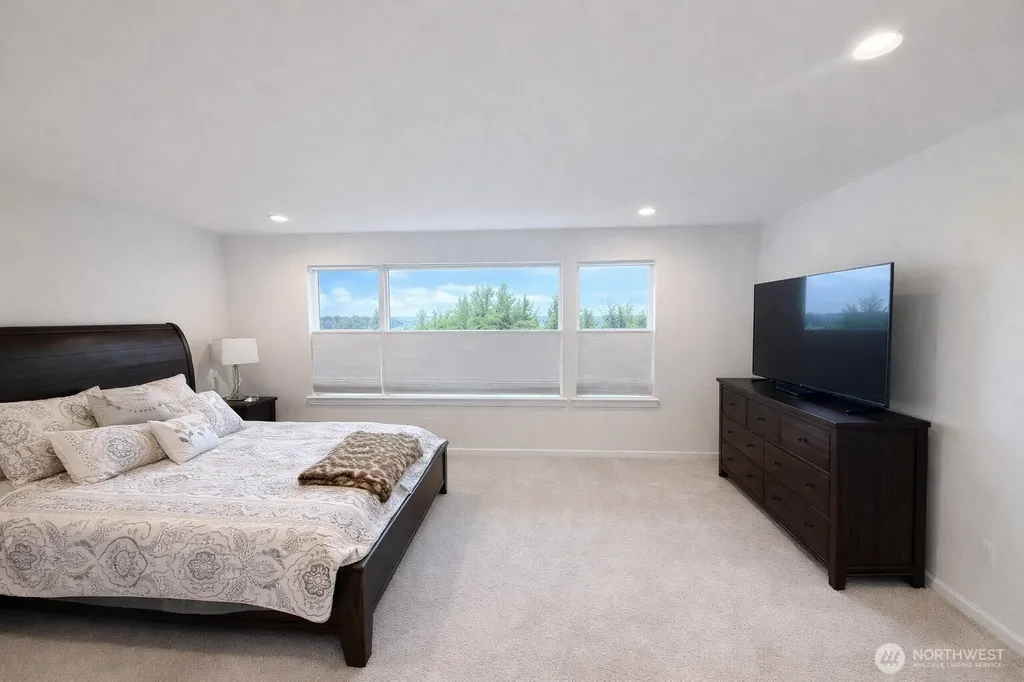 10835 16th Place SE Lake Stevens WA 98258