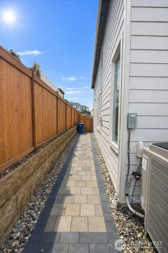 10835 16th Place SE Lake Stevens WA 98258