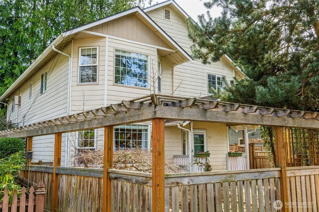 115 Long Street Snohomish WA 98290