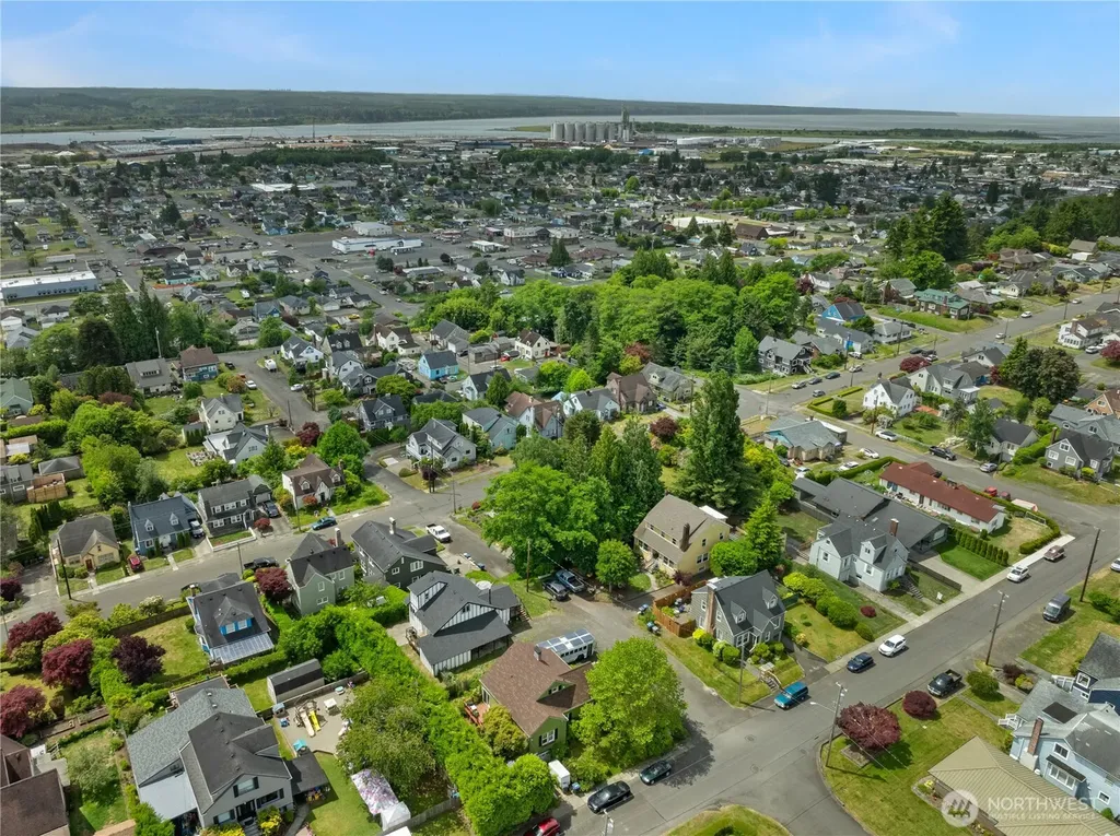 908 N Jeffries Street Aberdeen WA 98520