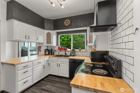 908 N Jeffries Street Aberdeen WA 98520