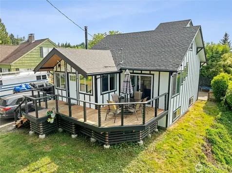 908 N Jeffries Street Aberdeen WA 98520