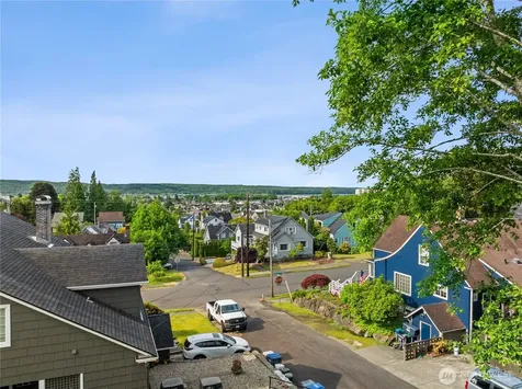 908 N Jeffries Street Aberdeen WA 98520