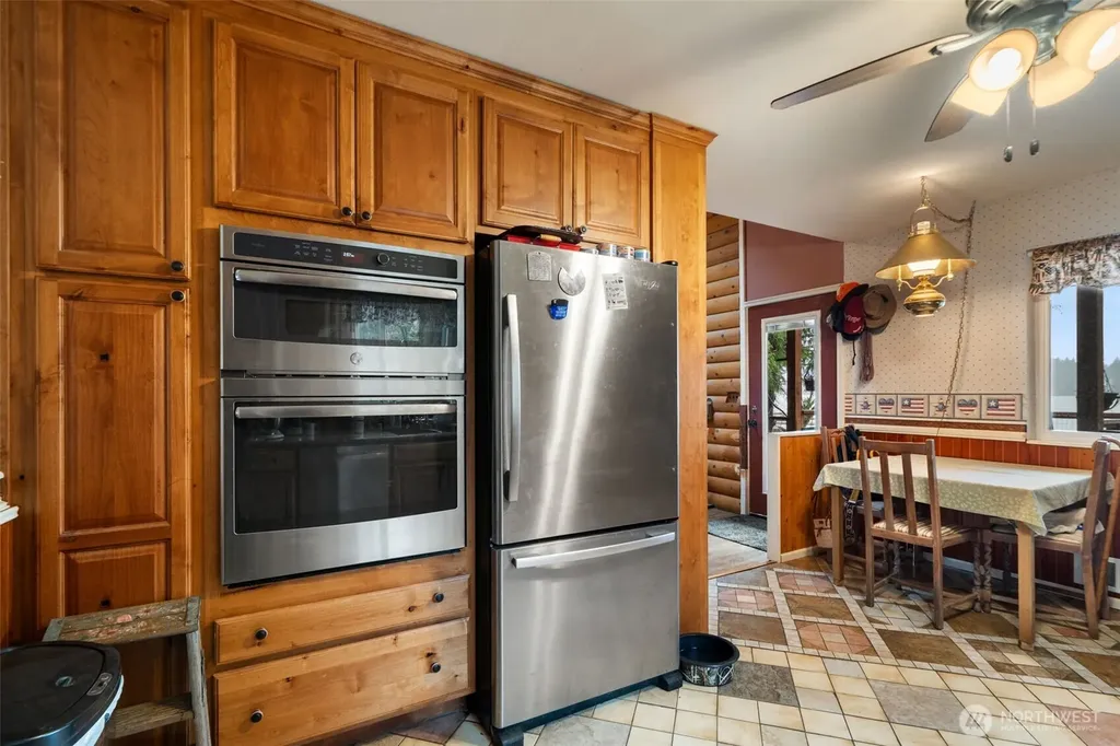 30 E Lakeway Drive Shelton WA 98584