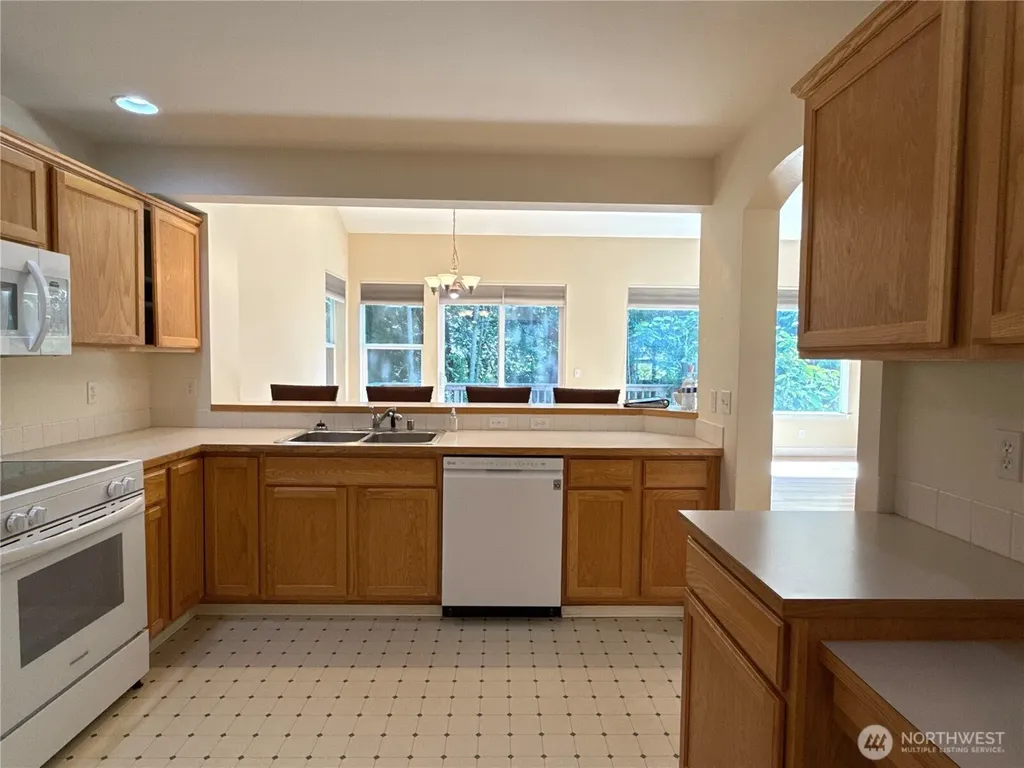 15 Leighbrook Lane Port Ludlow WA 98365