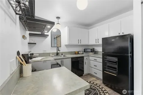 6352 137th Place NE Redmond WA 98052