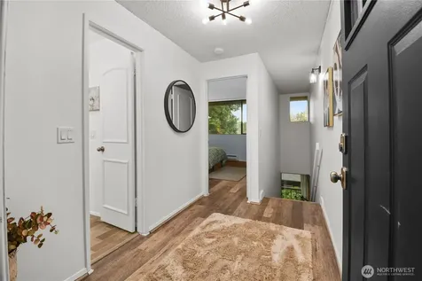 6352 137th Place NE Redmond WA 98052