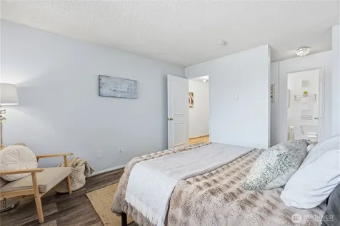 6352 137th Place NE Redmond WA 98052