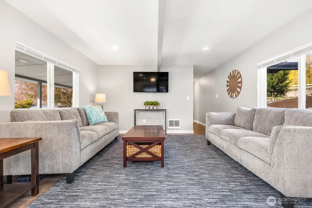 24094 N West View Road Mount Vernon WA 98274
