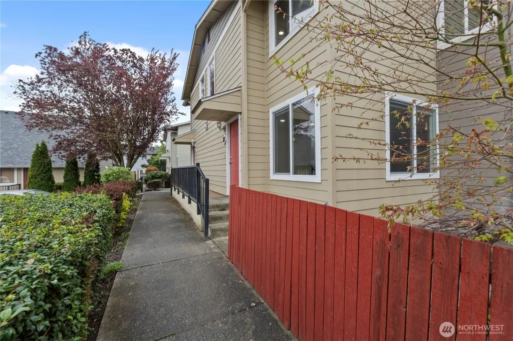 2902 13th Street Everett WA 98201