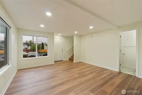 2902 13th Street Everett WA 98201