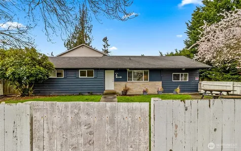 8526 8th Avenue W Everett WA 98204