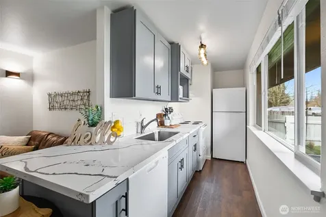 8526 8th Avenue W Everett WA 98204