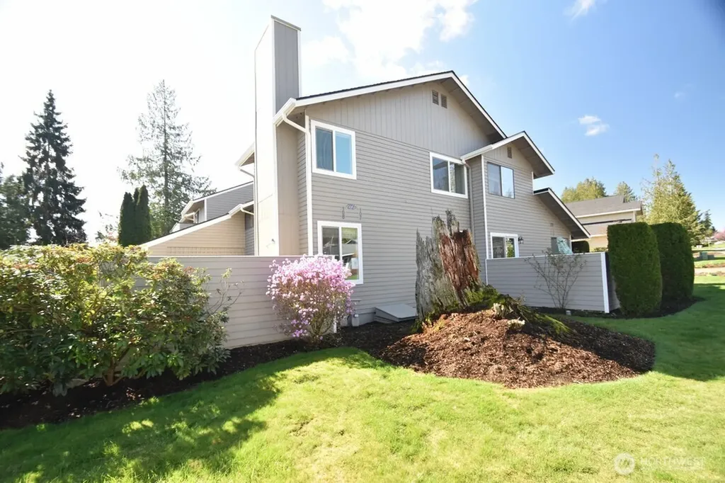 2720 Club Court Mount Vernon WA 98273