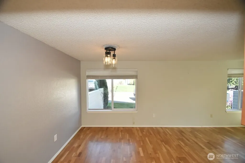 2720 Club Court Mount Vernon WA 98273