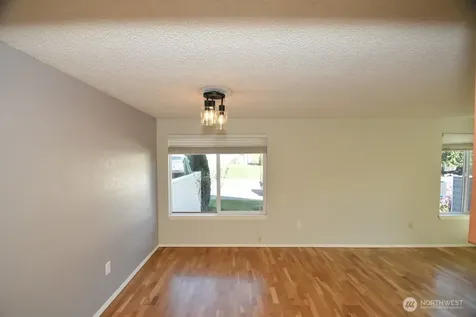 2720 Club Court Mount Vernon WA 98273