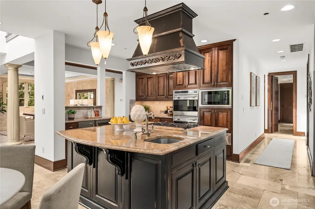 1444 Evergreen Point Road Medina WA 98039