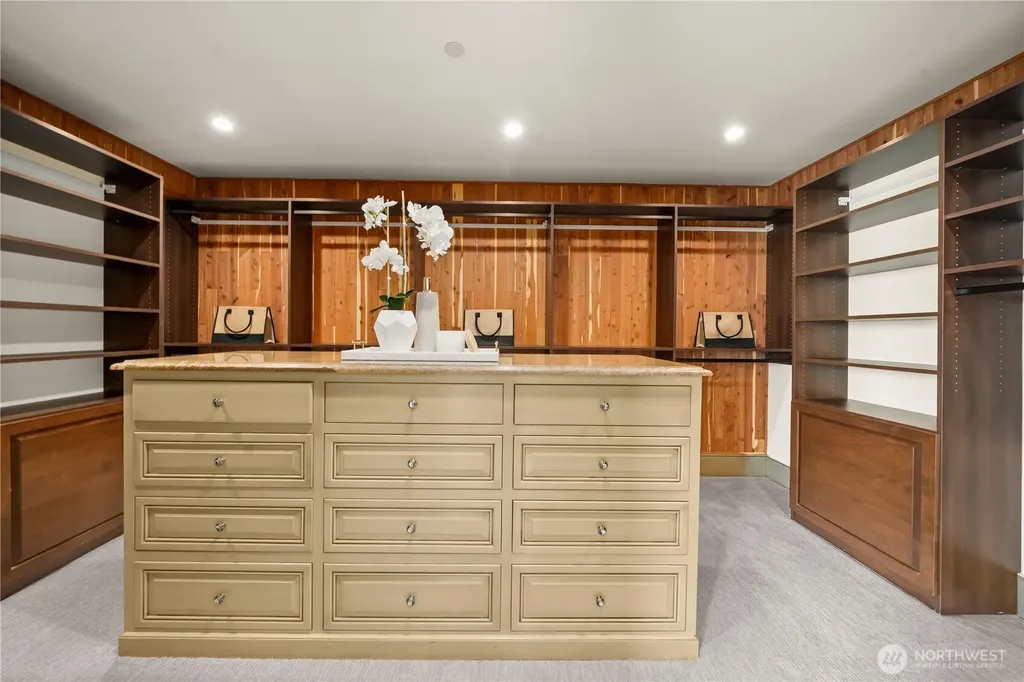 1444 Evergreen Point Road Medina WA 98039