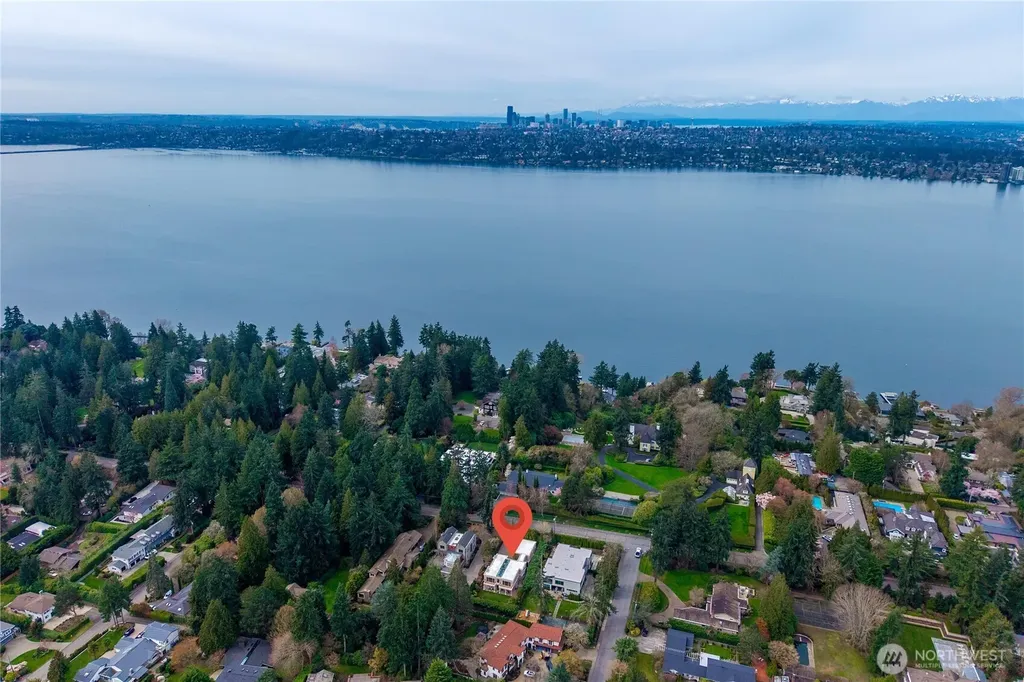 1444 Evergreen Point Road Medina WA 98039