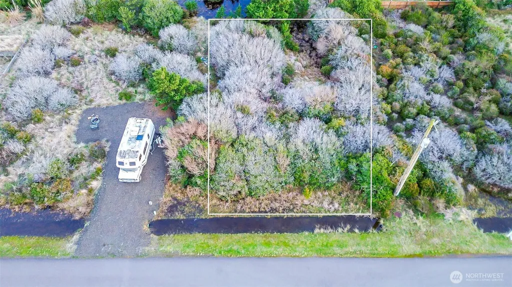 413 N Portal Loop SW Ocean Shores WA 98569