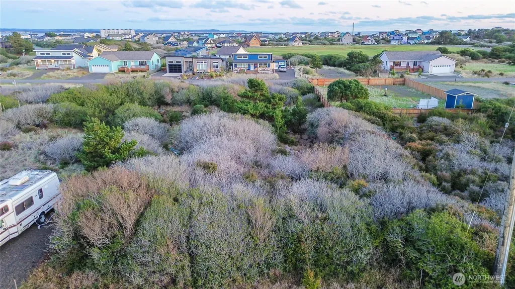 413 N Portal Loop SW Ocean Shores WA 98569