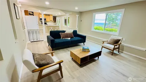 10003 SE 192nd Street Renton WA 98055