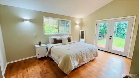 10003 SE 192nd Street Renton WA 98055