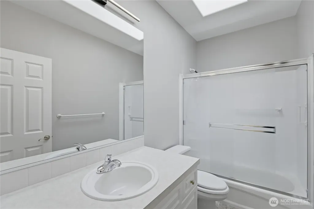 3814 69th Avenue W University Place WA 98466