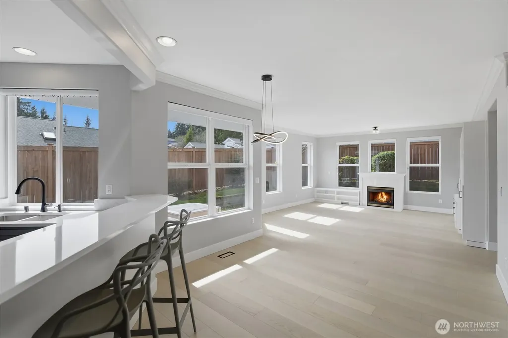 3814 69th Avenue W University Place WA 98466