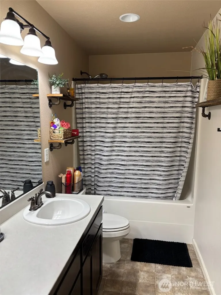 4712 Badger Street Moses Lake WA 98837