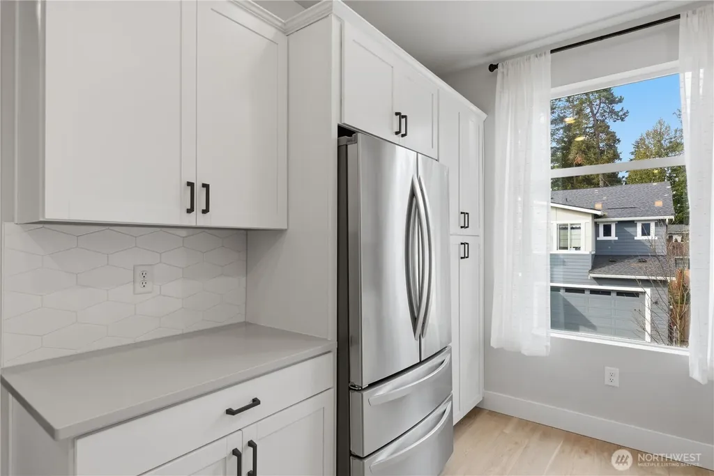 13339 Greenwood Avenue N Seattle WA 98133