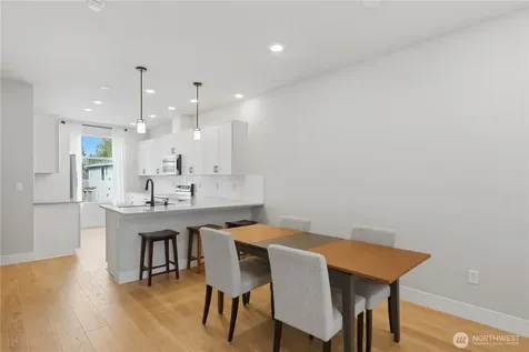 13339 Greenwood Avenue N Seattle WA 98133