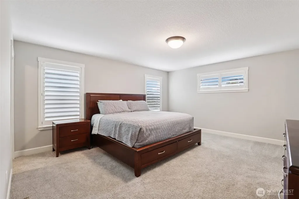 8321 NE 168th Place Vancouver WA 98682