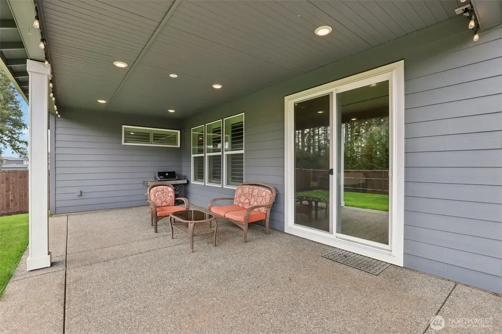 8321 NE 168th Place Vancouver WA 98682