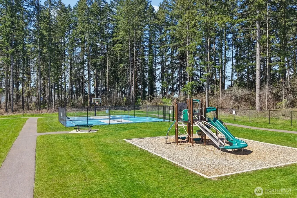 8321 NE 168th Place Vancouver WA 98682