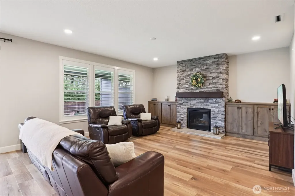 8321 NE 168th Place Vancouver WA 98682