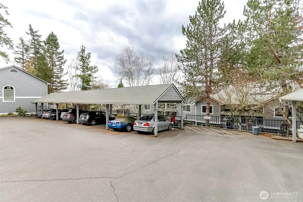 19905 4th Avenue NE Poulsbo WA 98370
