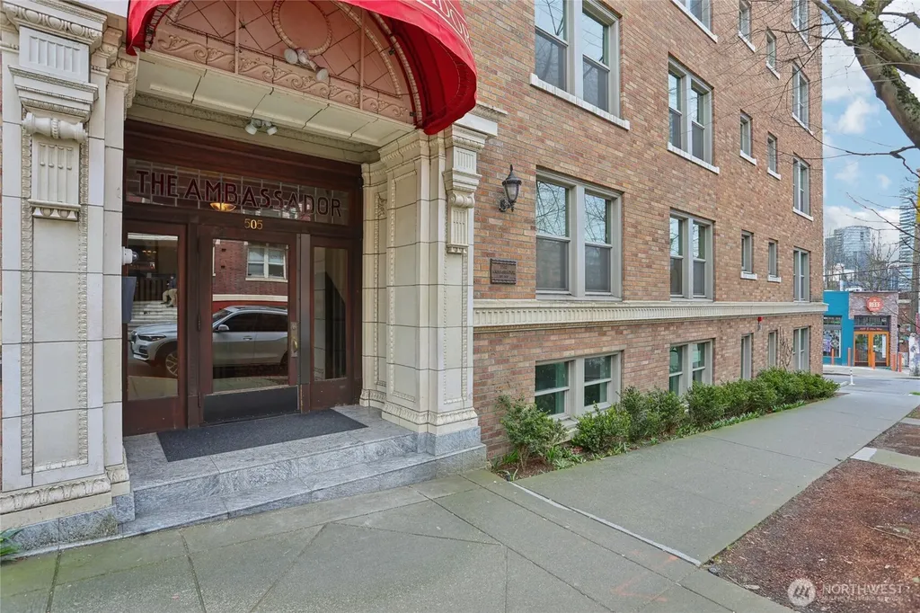 505 E Denny Way Seattle WA 98122