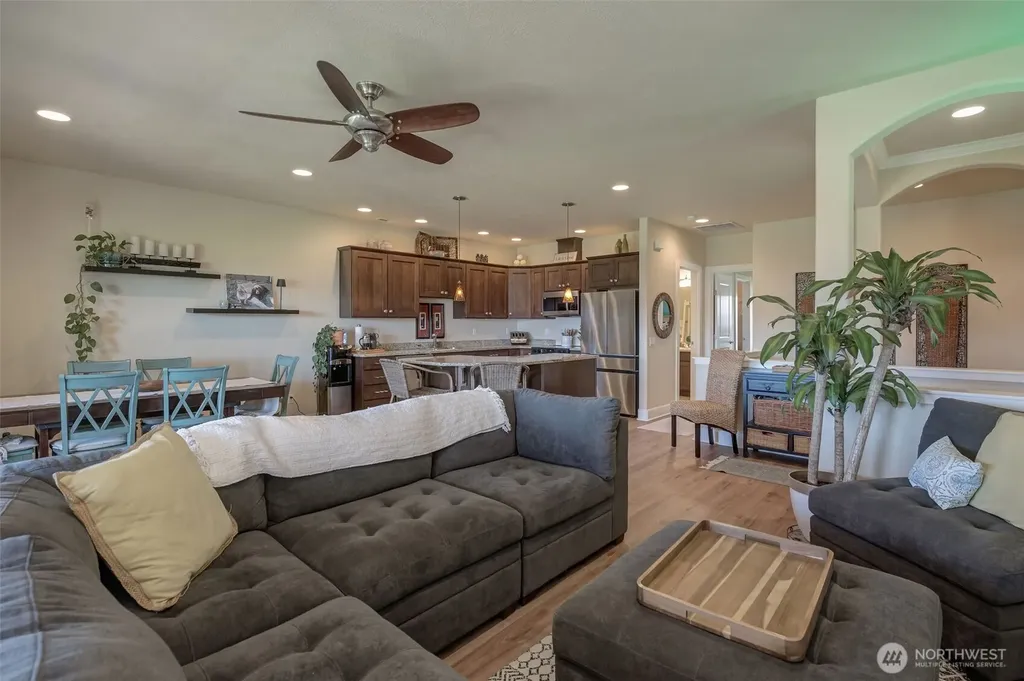 23318 Sunserra Loop NW Quincy WA 98848