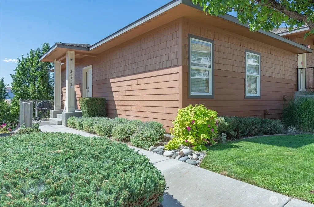 23318 Sunserra Loop NW Quincy WA 98848