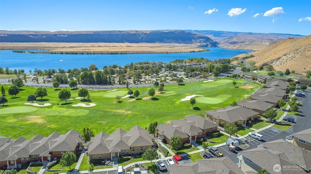23318 Sunserra Loop NW Quincy WA 98848