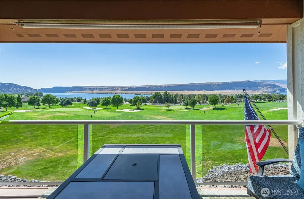 23318 Sunserra Loop NW Quincy WA 98848