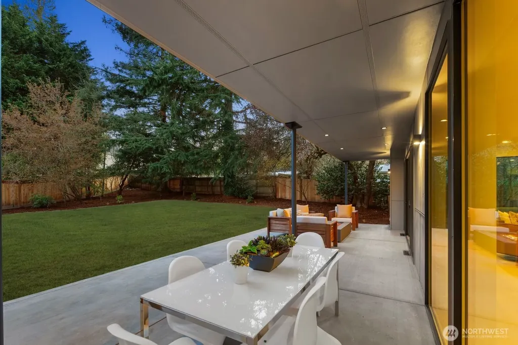 1653 105th Avenue SE Bellevue WA 98004