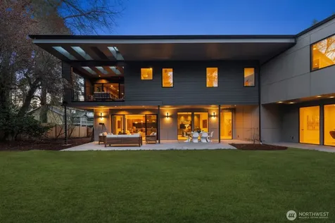 1653 105th Avenue SE Bellevue WA 98004