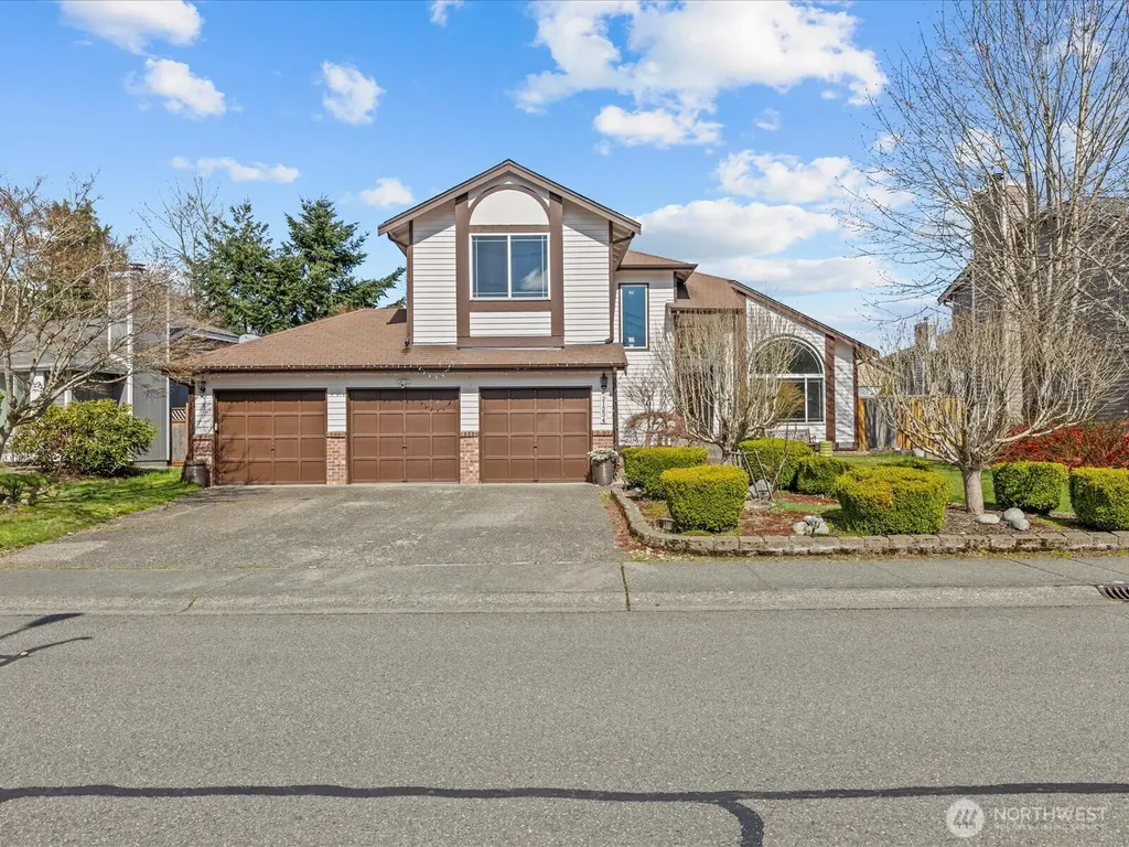 21234 SE 280th Street Maple Valley WA 98038