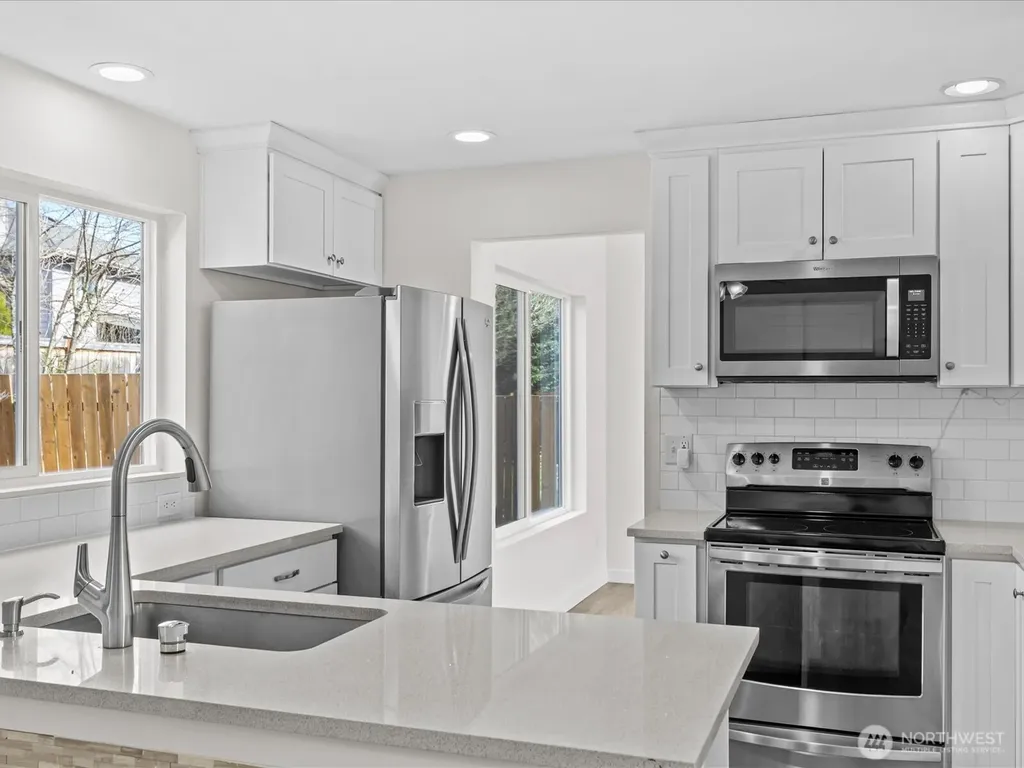 21234 SE 280th Street Maple Valley WA 98038